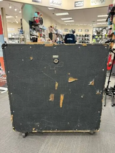 Marshall Black Back A Cab 2